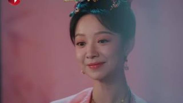 姜湛被人诓骗至崔明月郡主的宴席，并被众人灌酒，虐打，折磨，最后扔入了河中…… #东方卫视似锦 #似锦