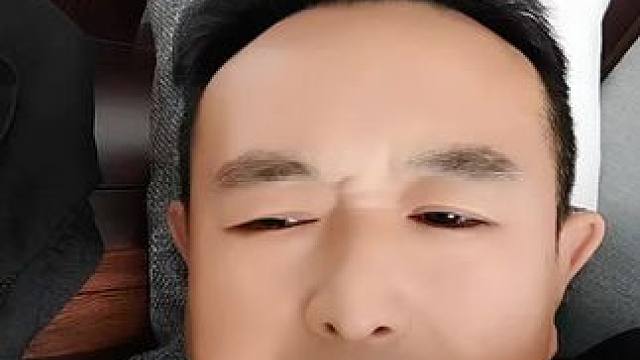 #葛优躺 
这叫胡说！也叫胡想
