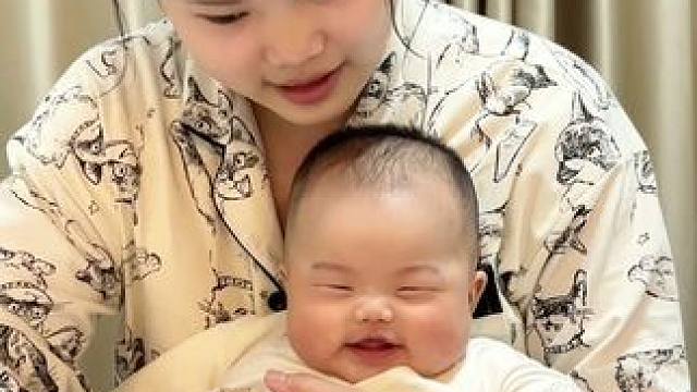 记录宝宝出生的第128天，听到了你第一次叫妈妈，也是听到了人生中最贵的声音！#记录宝宝成长 #第一次