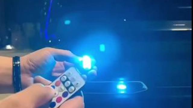 #上热门#气场全开# 最炫酷车灯#警示灯 #玩转爱车 #好东西一起分享 #汽车好物