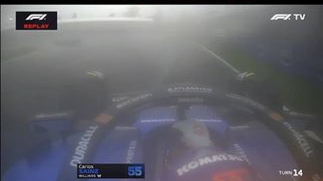 塞恩斯撞墙退赛 塞恩斯14号弯上墙回放，威廉姆斯技师很无奈，开局就没逃过修车的命运。。。#2025F