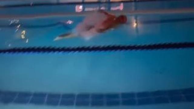 沉浸式欣赏蝶泳冲刺训练25米14秒算什么水平？ #游泳打卡 #爱游泳 #游泳我是认真的 #蝶泳 #蝶