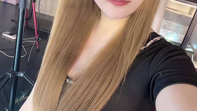 老子立誓 要成为一个爱慕虚荣 拜金刻薄 漂亮有钱又聪明还腰细腿长的妖艳贱货