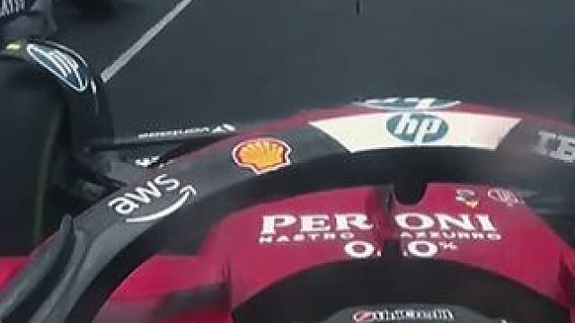 或许这一刻老汉会理解当年维特尔的不易。#f1 #赛车 #奔驰 #汉密尔顿 #维特尔男装