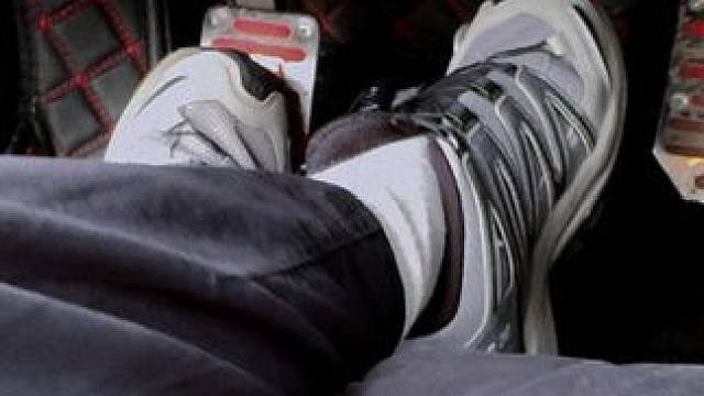 开手动挡，就喜欢堵车的时候跳会舞 #天府国际赛道 #真实 #撸车日常 #手动挡 #汽车