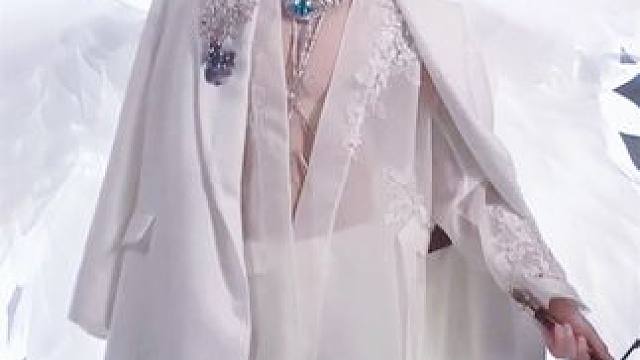 好圣洁…好神性…
#朱正廷 #向全世界安利 #神级现场