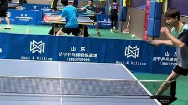 高水平运动员 署铭这小蛮腰还需要转一转