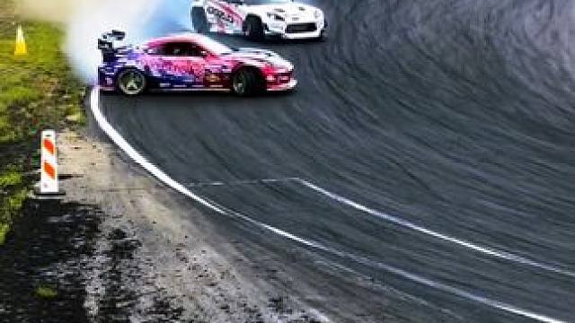 再快的车也追不回要走的她#速度与激情 #极限运动 #漂移#巅峰极速#弯道快才是真的快