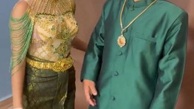 东南亚矮子结婚了 #东南亚矮子#我们结婚啦 #东南亚婚礼 #内容启发搜索 #萤火计划