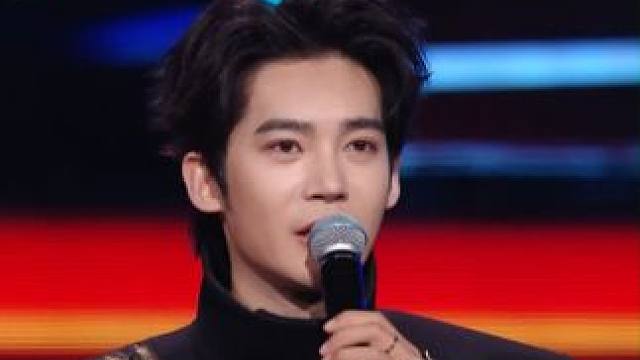 为了拿下角色，#于适  发自己的骑射视频给导演；为了更贴合角色，还学了半年哈萨克语......《我的