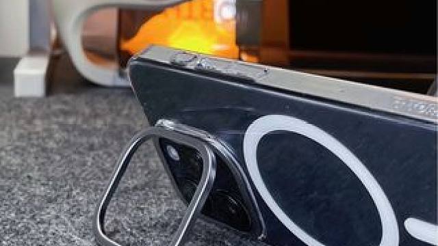 既保护镜头又能当支架，图拉斯透明支点壳又来新高度 #图拉斯支点壳 #透明手机壳 #iPhone16 