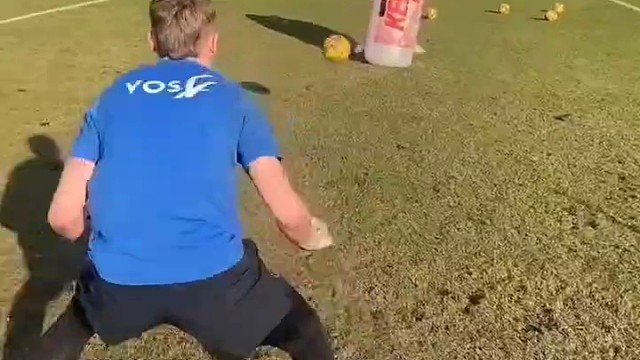 门将1v1单刀球极限操作！