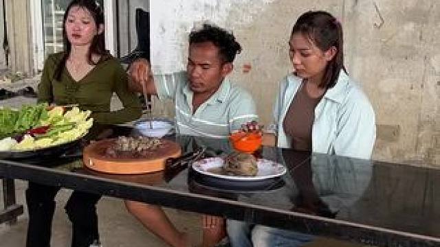 东南亚矮子老婆 #东南亚矮子#东南亚矮子老婆 #东南亚风情 #东南亚美食 #内容启发搜索