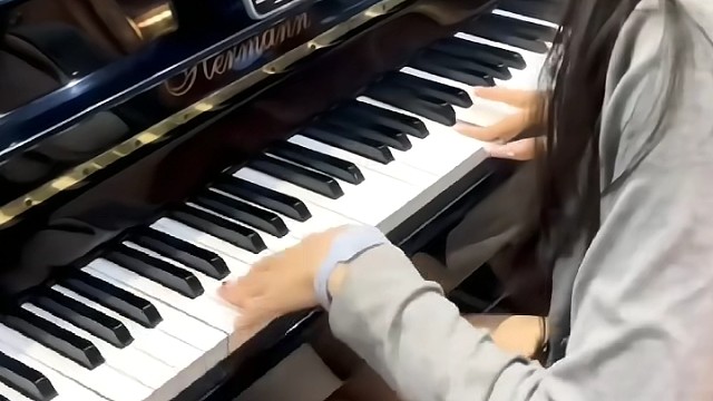 那多不好意思 还真会一点点