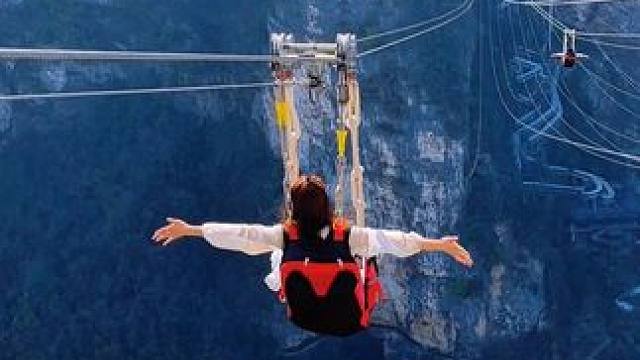 音乐一响，自由飞翔 #高空滑索#亲子游玩好去处#张家界大峡谷高空滑索#周末去哪玩#一起去春游