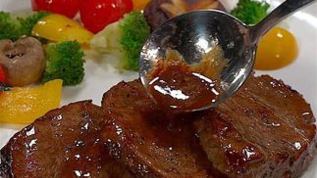 孩子喜欢黑椒牛排，我都是在家给他家做，食材比外面的更放心，味道也一点不比外面的差，孩子可喜欢吃了#妈