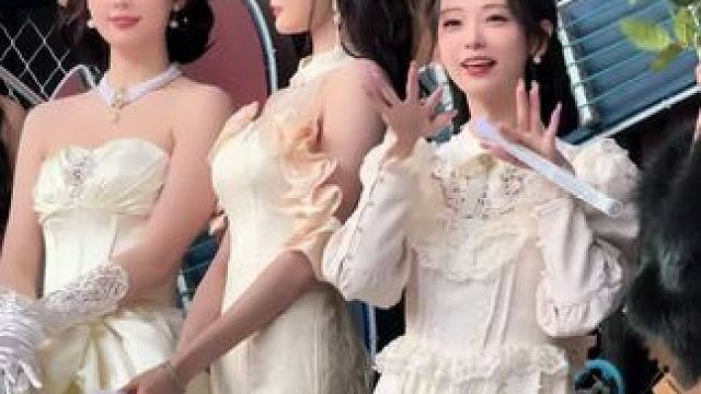 #肤白貌美 #国风美女 #上海千古情景区