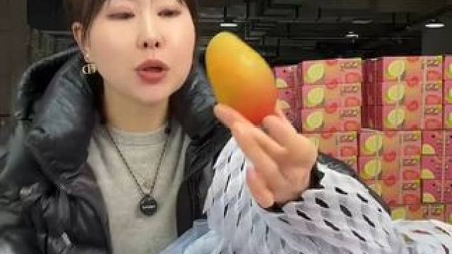 【催熟后食用】海南贵妃芒果5斤带箱香甜爆汁新鲜热带水果#新鲜应季水果 #皮薄肉厚果肉饱满 #香甜多汁