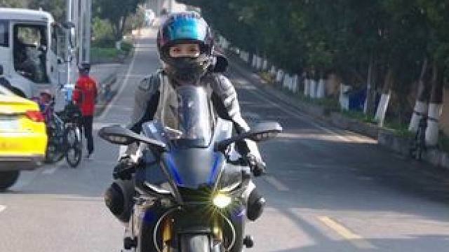 如果你有我就够了 那么我也是#机车女孩