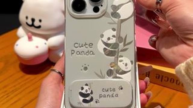 竹子上的熊猫手机壳壳太可爱啦！带支架和小镜子有心动的感觉！ #你值得拥有美好的一切 #支架手机壳 #