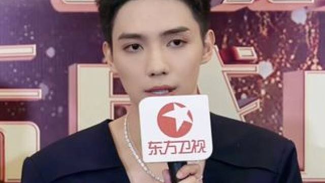 为演缉毒警，罗一舟拜访真实的缉毒警，罗一舟感慨：一线干警坚毅的眼神非常打动我。 #电视剧品质盛典