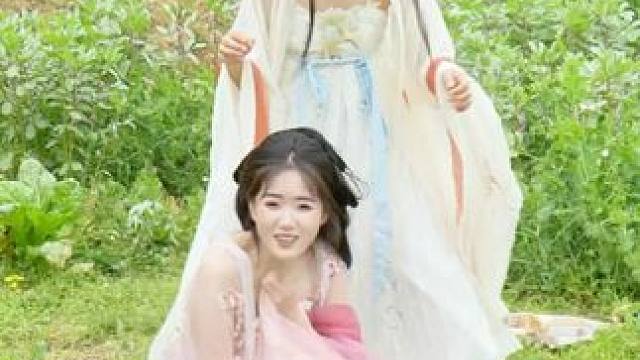 又是诙谐幽默的一天 #拍摄花絮 #汉服 #春日机位大赛 #三台