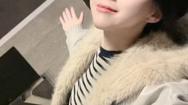 我一直许愿让我身边的人变得越来越好，后来我身边的人真的都变得越来越好了，就我没有发财#治愈系笑容 #