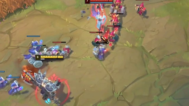 铁男是正常角色，剑姬才是数值怪