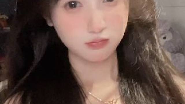 埋事的，钱都给她花吧，我饿了会自己啃绿化带哒#甜妹 #清纯甜美 #绝美 #初恋脸 #温柔风