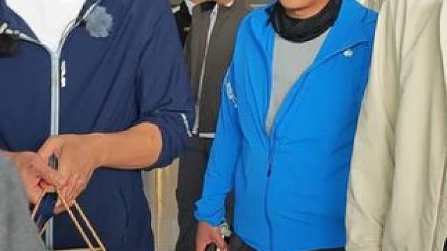 俞敏洪老师莅临鳄珍鳄鱼小镇品鉴鳄鱼酒#俞敏洪 #鳄珍 #鳄鱼酒