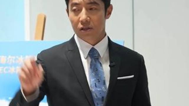 #撒贝宁说冰箱表情包比周总还要多  这个我证明 周总表情确实不如这小优多 #冷冰冰的冰箱唱的人暖暖的