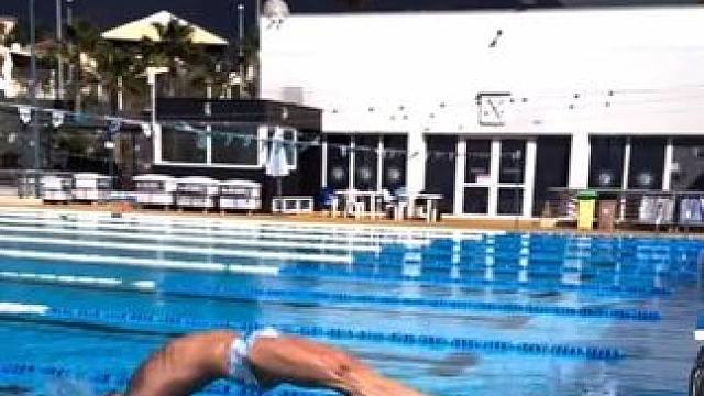 沉浸式欣赏仰泳跳水出发动作‍♀️太丝滑啦吧！ #游泳 #游泳跳水出发