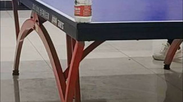 乒乓球 #乒乓球 #体育
练练发球