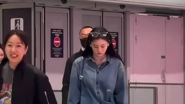 这 是 一 种 什 么 感 觉 啊
#韩素希