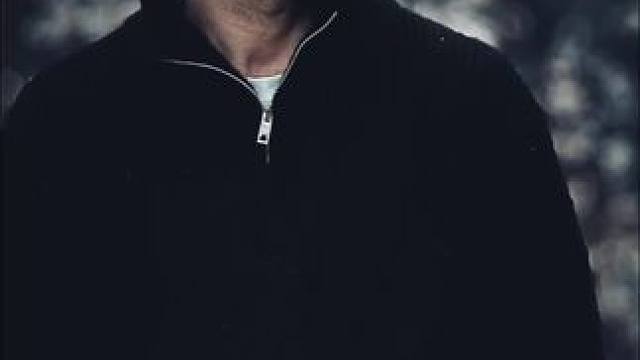 户外与花合影自拍技巧分享 #内容启发搜索 #种草 #创作者伙伴计划 #拍照姿势 #高级感穿搭