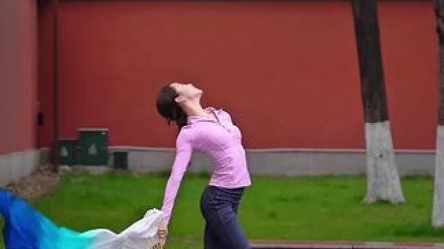 跟着阿姐跳起来《寄明月》 原创