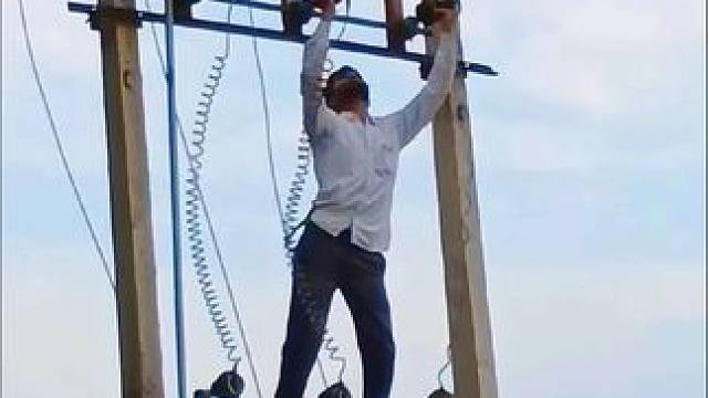 厉害的电工和工具#电工 #电工接线 #电工知识 #实用小技巧