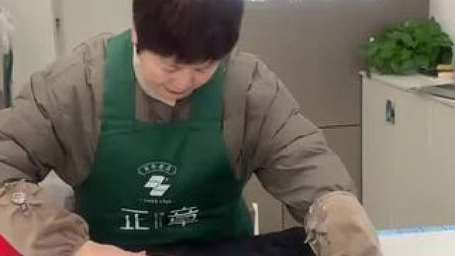 换季了洗衣就来正章  #好东西一起分享 #日常vlog #干洗店 #现场实拍 #超便宜超划算