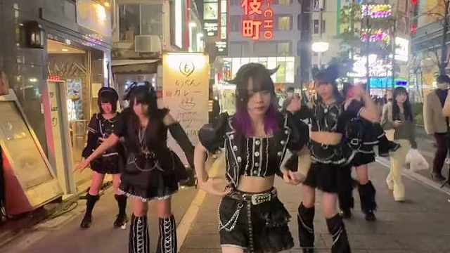 东京歌舞伎町の日本妹子