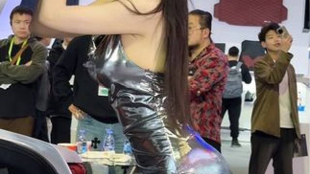 完美！这身材绝了！#车展现场 #车模之家