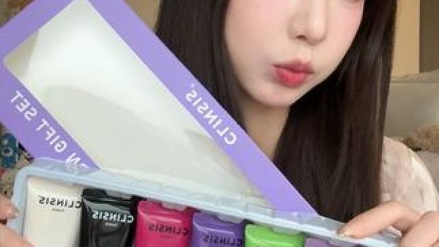 小众大牌香身体乳的羊毛套盒也算是被我发现了～ #身体乳持久留香 #clinsis身体乳 #香氛身体乳