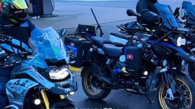 宝马水鸟｜愿浩瀚的蓝天白云照耀你美好的征程 #摩托车 #机车 #宝马水鸟 #r1250gs