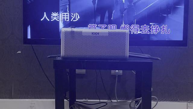 别害怕我们都孤寡