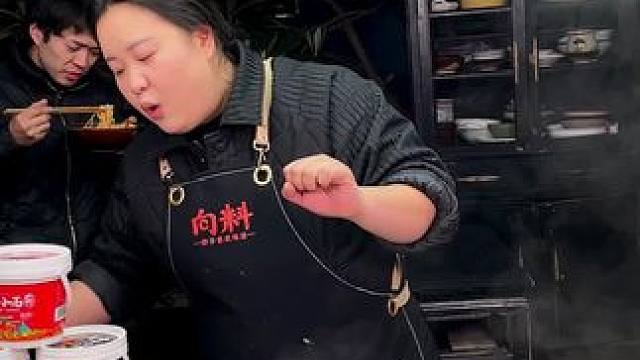 麻辣复购率相当高，川渝地区的朋友可以盲拍麻辣！#调料 #妈呀太香了 #嘎嘎好吃