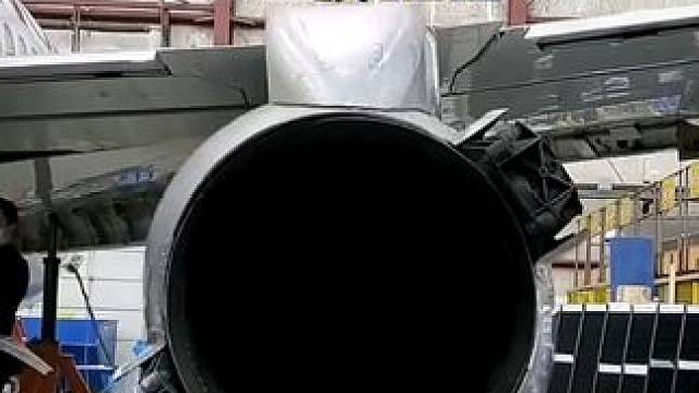 飞机发动机后的反推器是如何工作的？ #内容启发搜索 #科普 #涨知识