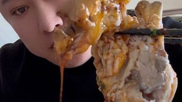 今天吃的埋汰点了 #妈呀太香了 #生活就是一碗面 #记录平凡生活