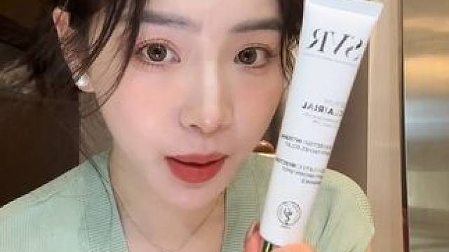 有点点还黑黑的姐妹！你们的救星亮亮精华来了！ #种草 #白白 #夏天来了