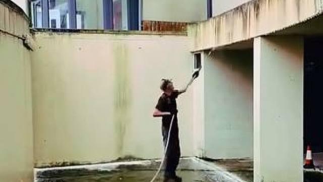 庭院深度清洁能力，旋转喷枪的魅力。 #神奇的闲鱼 #解压视频 #极度舒适 #强迫症看了很享受 #解压