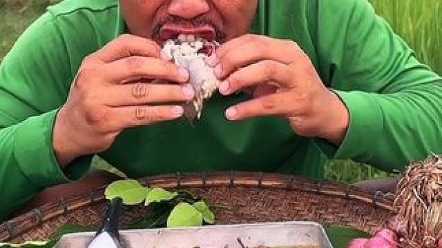 无骨水煮鱼 #美食 #泰国美食 #户外美食 #内容启发搜索