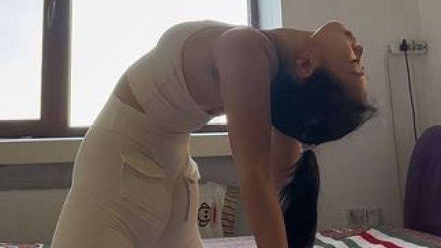 瑜伽最伟大的拉伸动作 #运动无处不在